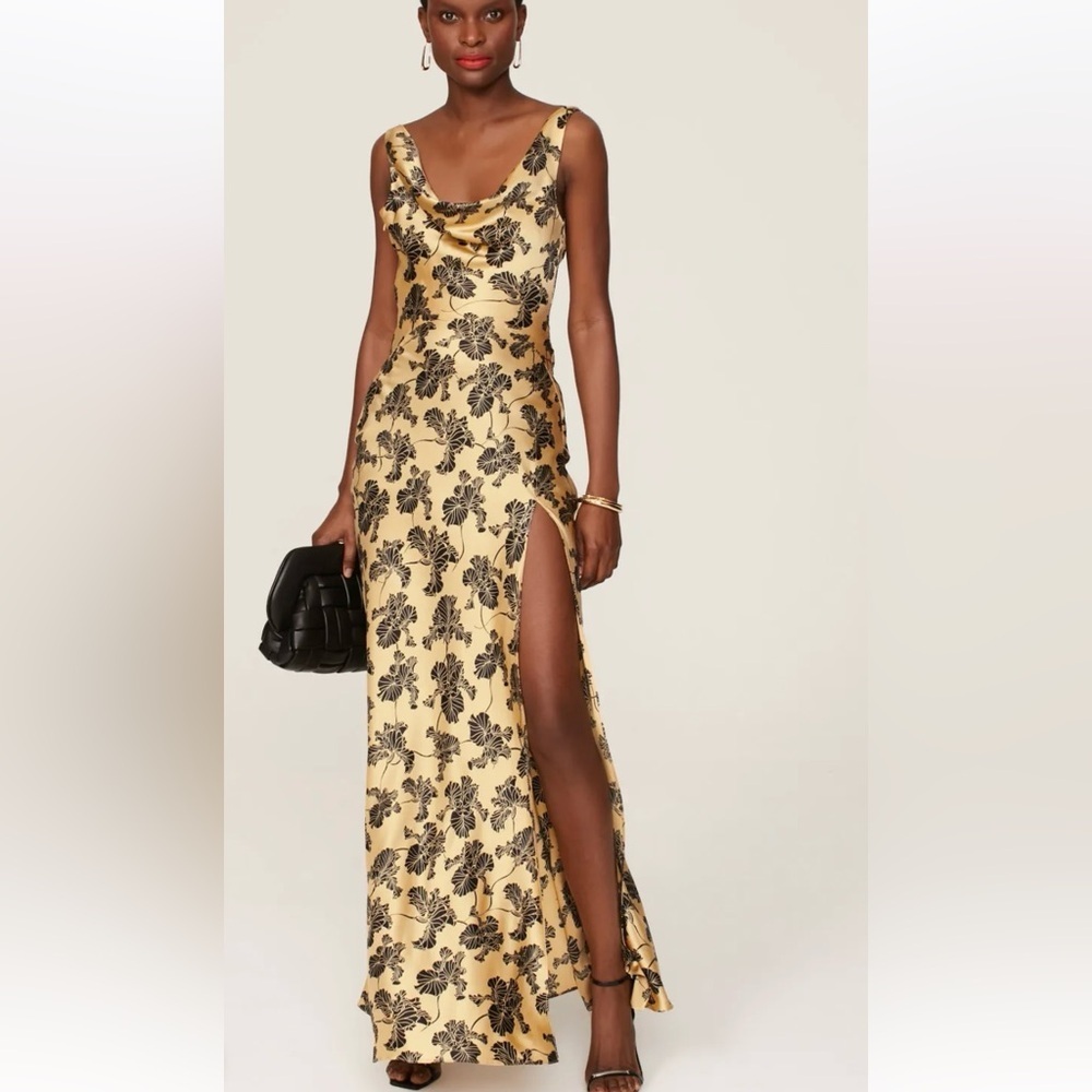 De La Vali Columbia Gown